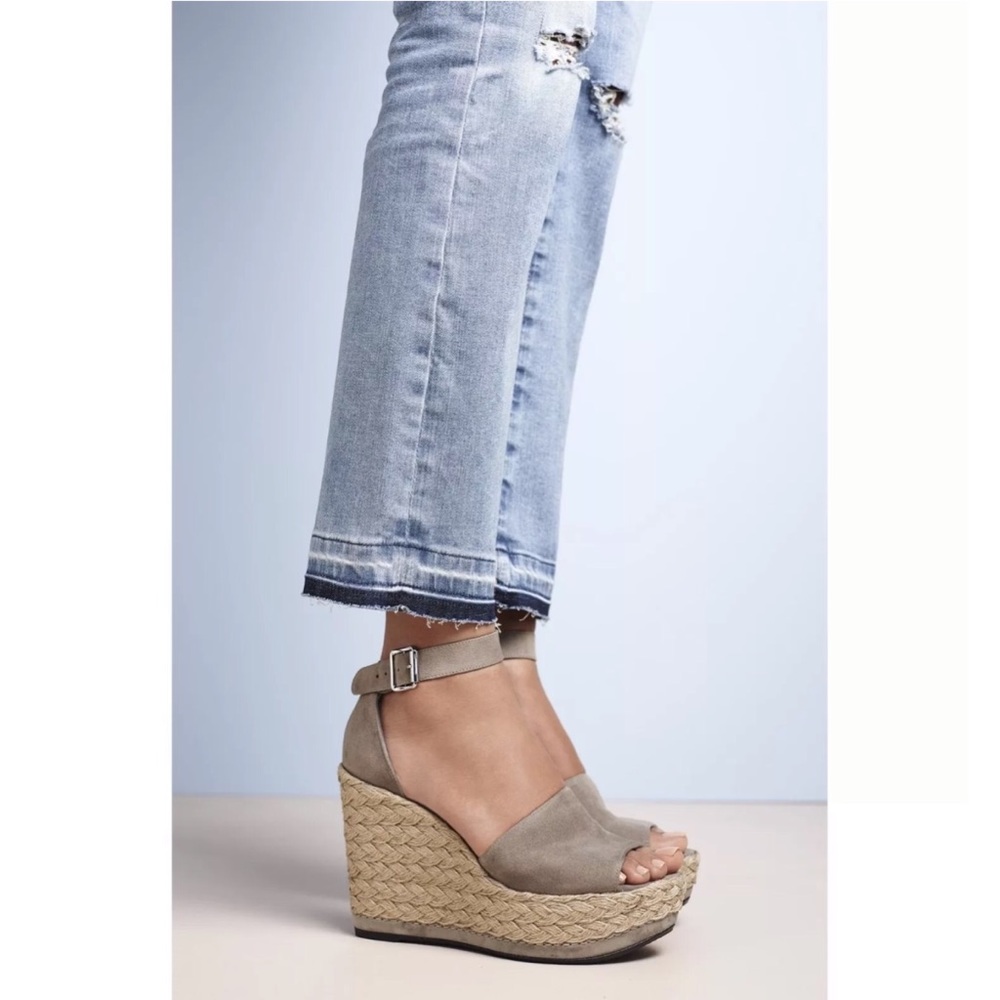 STUART WEITZMAN Soho Gal Espadrille Wedge Sandal